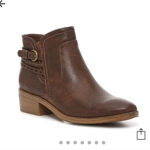 Baretraps Medley ankle bootie